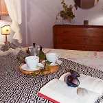 Domunua House